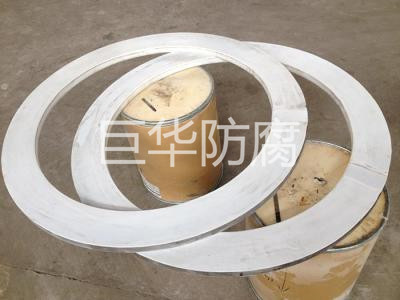 聚四氟（fú）乙烯管道是通過什麽（me）生產的？
